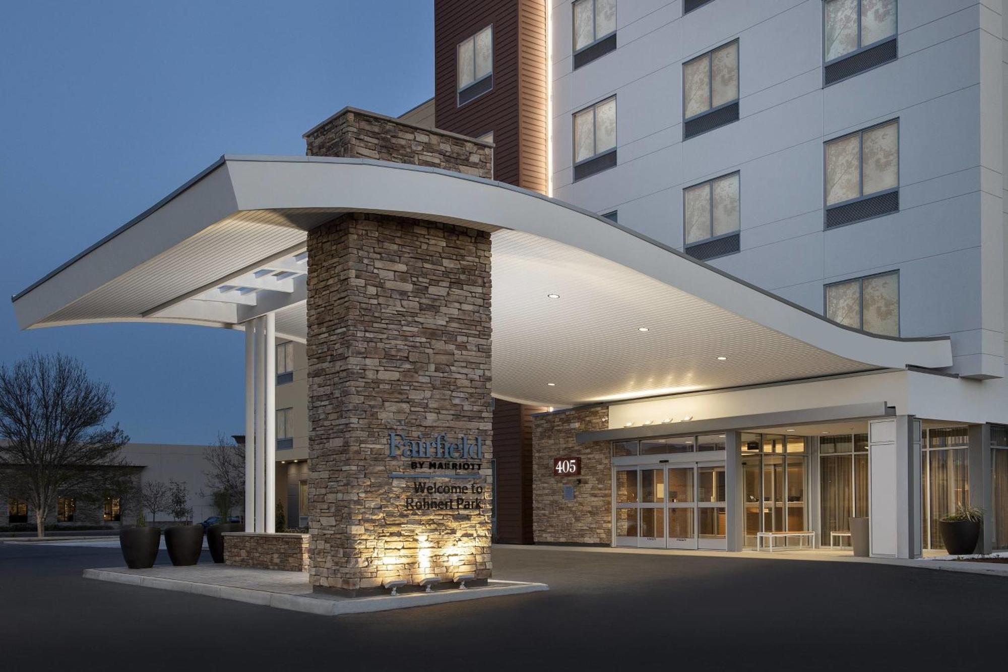 Fairfield Inn & Suites By Marriott Santa Rosa Rohnert Park Exterior foto